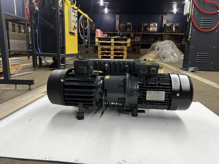 Чому роторні вакуумні насоси критично важливі для тривалого зберігання харчової продукції