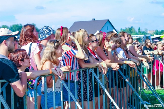 «Шикидим», лірика і вибуховий «O.Torvald»: перший день «Бандерштату». ФОТО