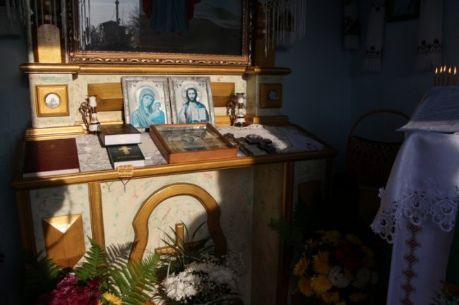 Митрополит Михаїл очолив богослужіння у волинському селі. ФОТО