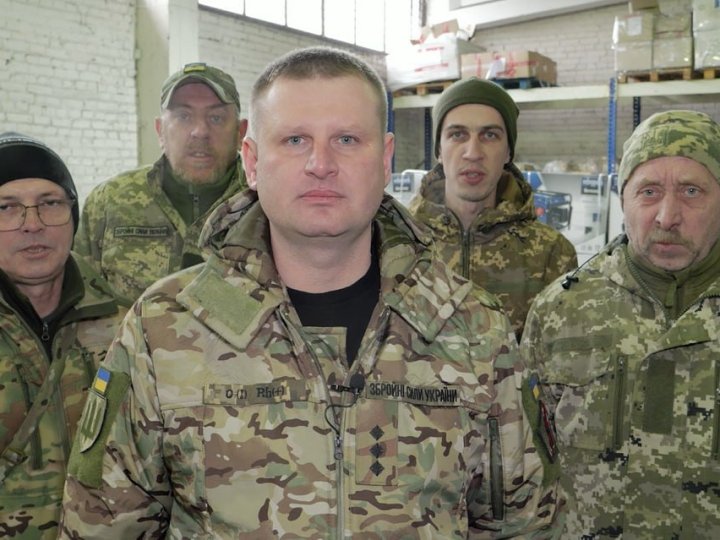 Безпілотники будуть у повній бойовій готовності: «Українська команда» передала 5 штурмовій великі генератори