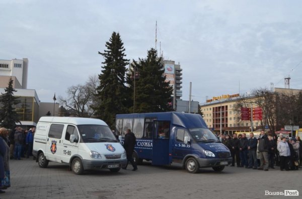 Лучани провели в останню путь бійця, що загинув під Іловайськом. ФОТО