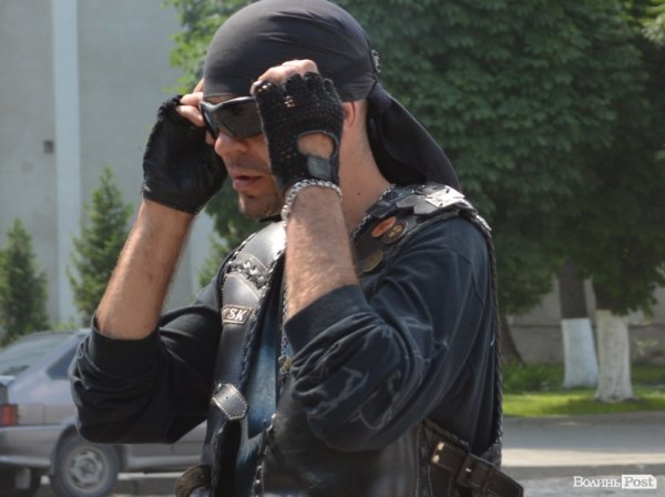 Під Луцьком - тусовка байкерів. ФОТО