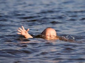 На Волині втопилася 8-річна дівчинка