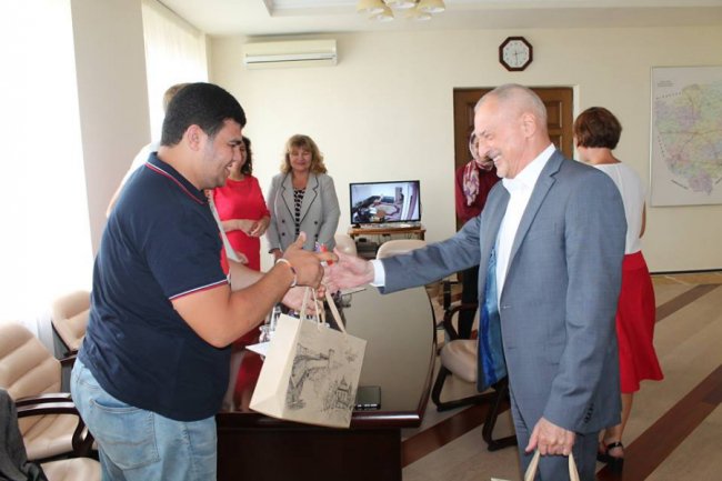 Як юних волинян волонтери-іноземці учили англійської