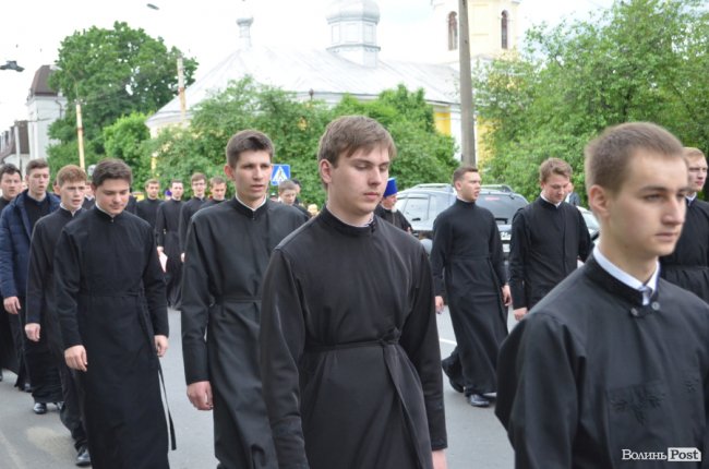 У Луцьку хресною ходою пройшли прихильники церкви Московського патріархату. ФОТО