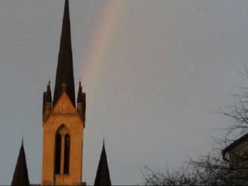 Зимове диво: над Луцьком засяяла веселка. ФОТО