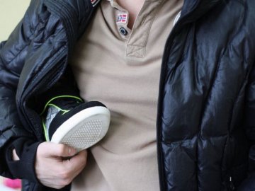 Волинянин вкрав кросівки на Старому ринку