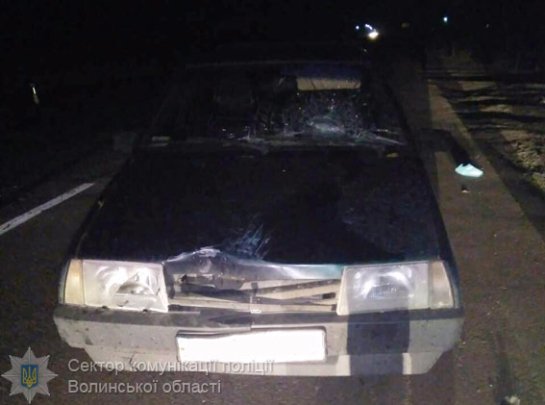 На Волині легковик збив 16-річну скутеристку