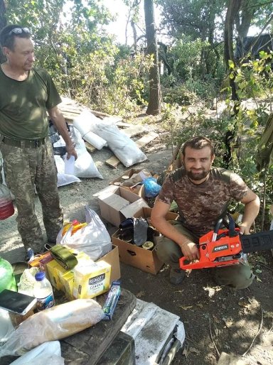 Бійці на передовій отримали малюнки від волинських школярів