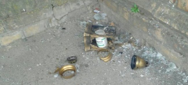 На Волині вандали побили лампадки біля місця вшанування Героїв 