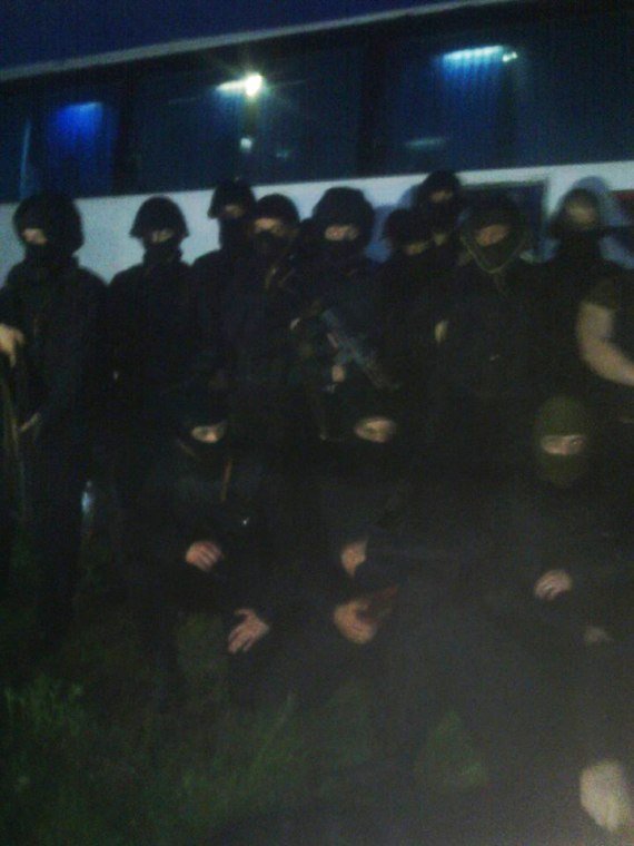 «Чорні чоловічки». ФОТО