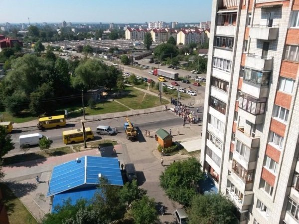 У Львові протестують працівники медустанови