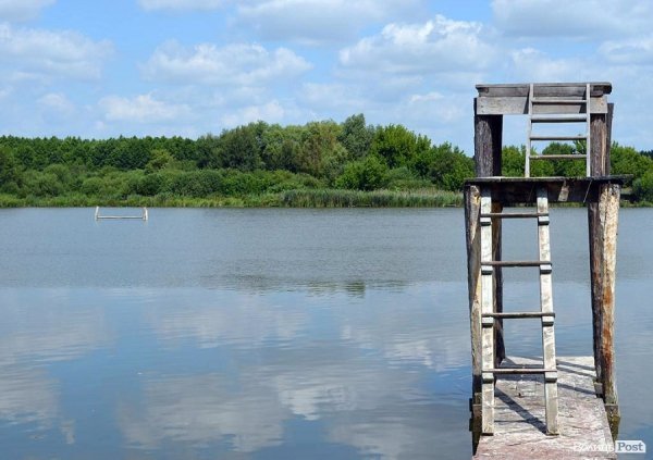 Вишка для тих, хто не боїться ні води, ні висоти.