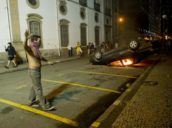 У Бразилії ‒ масові безлади. ФОТО