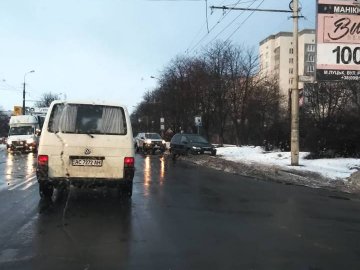 У Луцьку зіткнулися два автомобілі. ФОТО