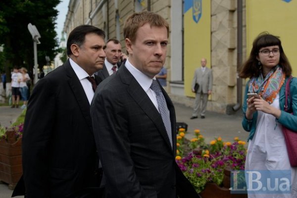 Мартиняк у смокінгу, Вітер у картатому піджаку: волиняни на вечірці у Порошенка. ФОТО