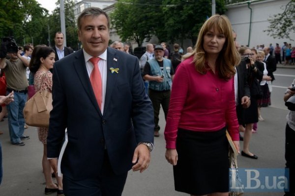 Мартиняк у смокінгу, Вітер у картатому піджаку: волиняни на вечірці у Порошенка. ФОТО