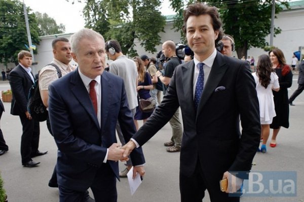 Мартиняк у смокінгу, Вітер у картатому піджаку: волиняни на вечірці у Порошенка. ФОТО