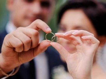 Інтернаціональні шлюби: з громадянами яких країн найчастіше одружуються волиняни