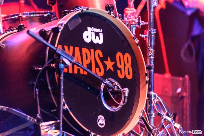 «Шухер, граждане! На сцене психопат!»: яким був концерт гурту «Ляпіс 98» у Луцьку: ФОТОРЕПОРТАЖ