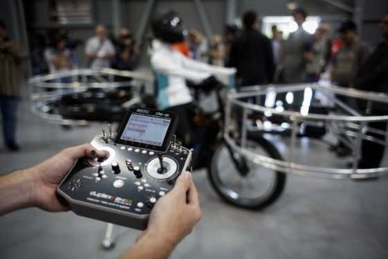 У Чехії презентували літаючий велосипед. ФОТО. ВІДЕО