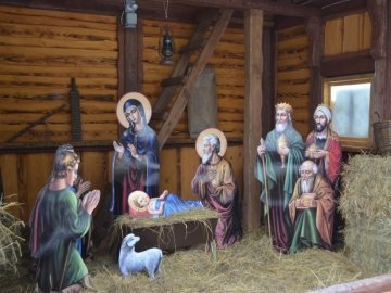 Луцькі студенти відкрили Різдвяний вертеп