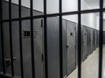 Власник крамниці особисто затримав злодія з Волині і передав поліції