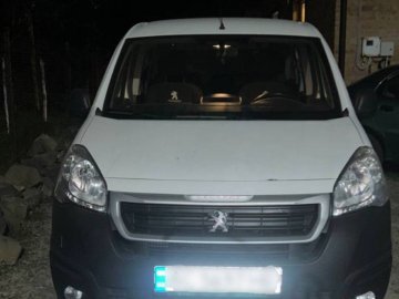 На Волині п'яний водій скоїв ДТП, а його пасажир хотів відкупитися від патрульних