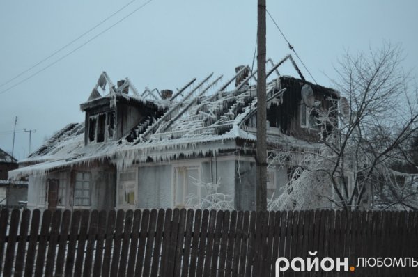 На Волині на Різдво згорів будинок, де мешкали дві сім'ї