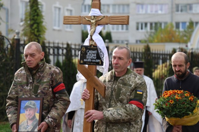 Луцьк попрощався з Героєм Вадимом Смірновим
