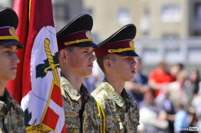 Фото випускного у військовому ліцеї в Луцьку