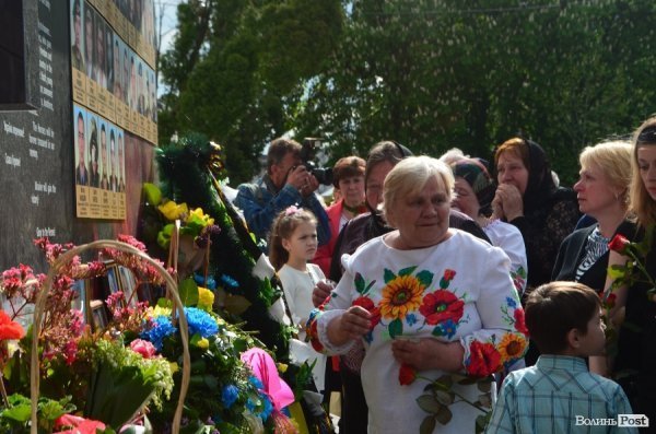 У Луцьку привітали матерів, чиї сини загинули в АТО