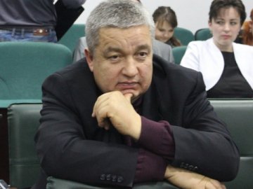 «Туди його, бліндажі монтувати, а не тут воду мутити», - батько загиблого атовця про Герасимюка