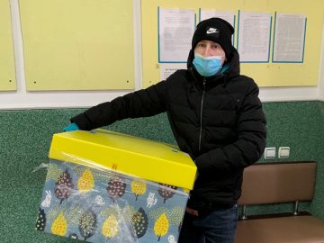 У Ковелі «бебі-бокси» видають в управлінні соцзахисту 