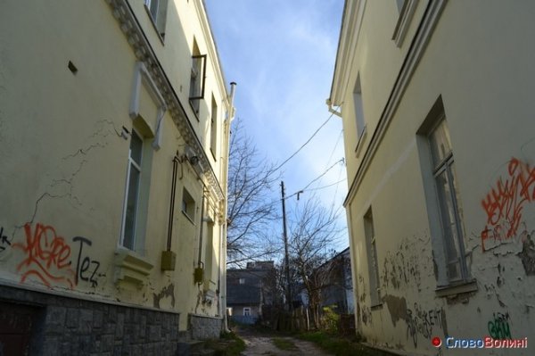 «За стінами» луцької вулиці Лесі Українки. ФОТО
