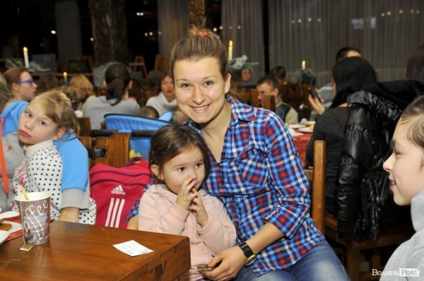 Майстерки, фотозони, аукціон: у Луцьку влаштували свято для особливих дітей