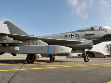 У Бундестазі заявили, що Україна має право бити ракетами по території росії