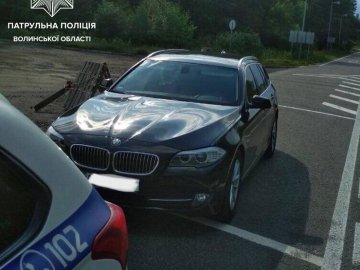На Волині п'яний водій хотів відкупитися від патрульних за 200 гривень