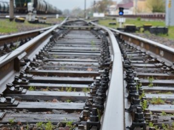 Чоловік кинувся під пасажирський потяг «Ковель-Новоолексіївка»