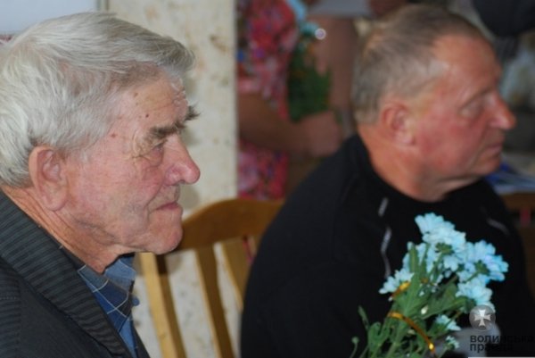 Як волинським інвалідам дарували «Geely». ФОТО