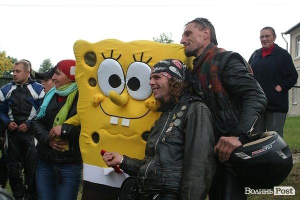 Байкери і благодійність: мотопікнік для дітей з інтернату. ФОТО