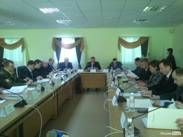 Революціонери вперше «засіли» у виконкомі Луцькради. ФОТО