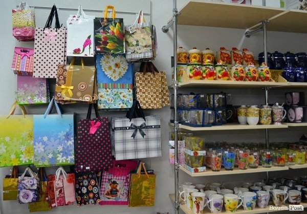 У центрі Луцька відкрили торговий центр «Буратіно». ФОТО