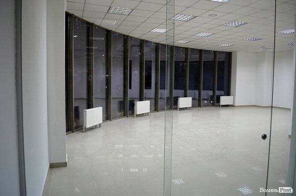 У центрі Луцька відкрили торговий центр «Буратіно». ФОТО