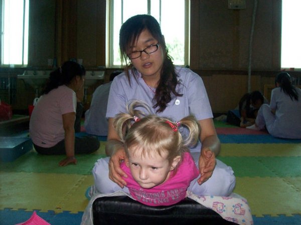 У Луцьку збирають гроші на лікування 4-річної дівчинки