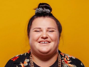 Відома реперка Alyona Alyona завітала до Луцька. ВІДЕО