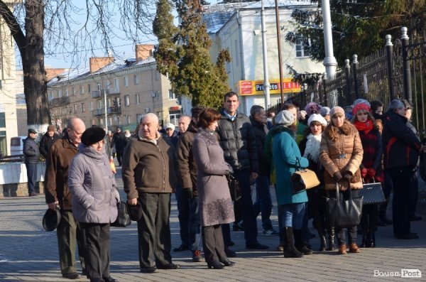 Луцьк провів в останню путь Героя АТО Валерія Марцинюка. ФОТО 