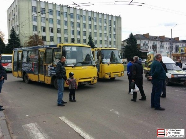 У Луцьку - аварія біля залізничного вокзалу