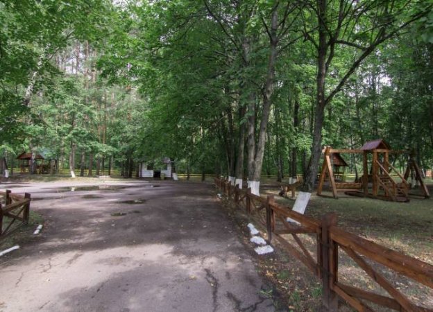 Оновили одну з найстаріших рекреаційних зон на Волині