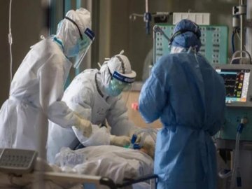215 смертей і новий антирекорд: ситуація з коронавірусом в Україні за останню добу